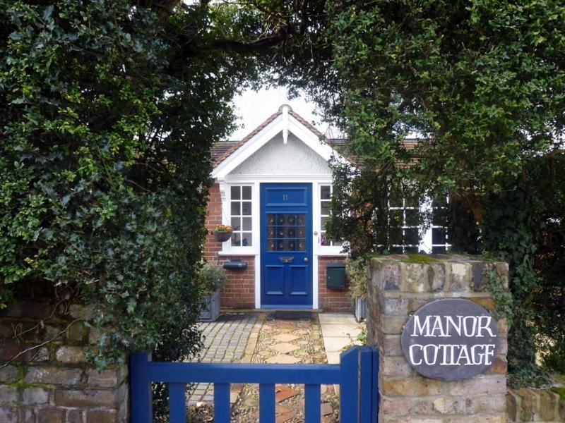 ويندسور Manor Cottage Bed And Breakfast المظهر الخارجي الصورة
