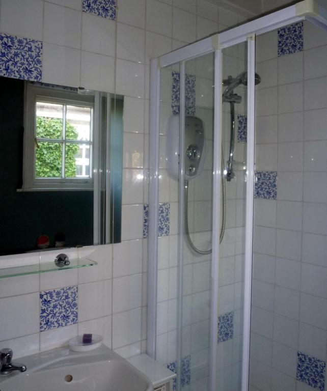 ويندسور Manor Cottage Bed And Breakfast المظهر الخارجي الصورة